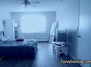 Curvy Big Tit Velma Gives Sloppy Deepthroat Blowjob In Cosplay