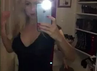 Sexy amateurs share dirty snapchats