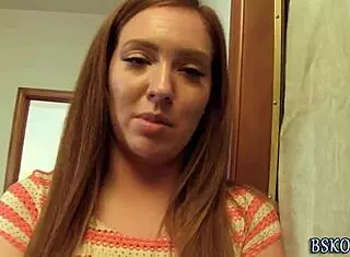 Teen Pornstar Gets Fingered And Rimjob In High Definition