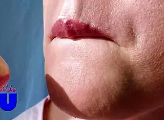 ice cream sucking with a sexy twist