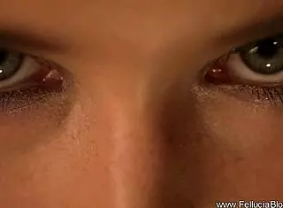 Blonde babe in white shirt gives sensual blowjob and handjob 😘