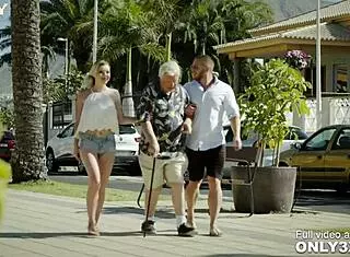 Voluptuous Blonde Mary Monroe Fucks Rich Guy