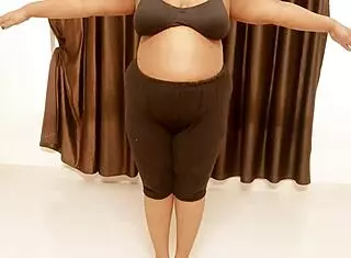 Sexy Indian girl from Jharkhand shows off her big tits and boobs?