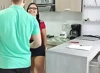 i close a deal and want my latina client with ass worshiping 😏