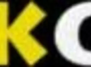 Let's fuck outside with this cute brunette and her big boobs! 😍