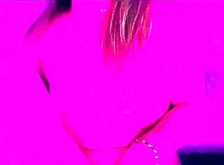 Blonde gives intense masturbation instructions on Xvideos