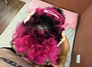 ela gulosa deepthroats and spits