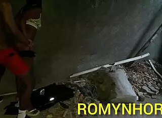 pedreiro no rio de janeiro chegou na obra encontrou a enteada sozinha com fogo na buceta fudeu ela gozou no final com muito tes�o