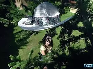 Sara Bell Feels Intense In Bathtub With Raul Costa