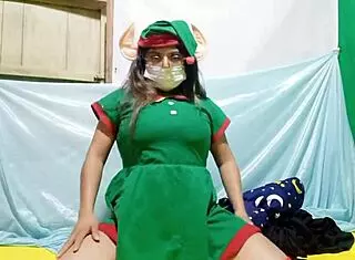 Want to see this sexy milf's tight vagina? She's ready to mate!