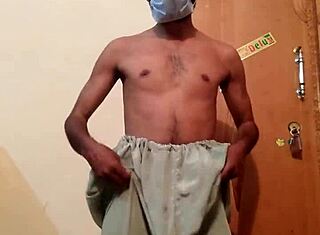 Travesti gay tarada Reshmi em shalwar em ação quente