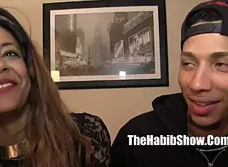 Petite Portia Encounters Ron Jermey in the Hood