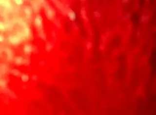 Que rico me modela sus uñas, latina style?