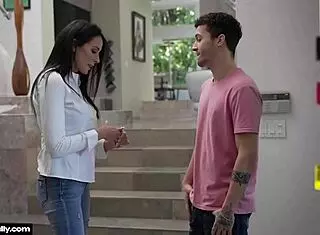 Big Dick Frat Boy Bangs Married Neighbor Reagan Foxx, Doesn't He?