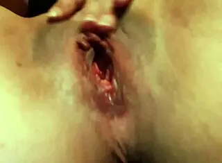 Hot Babe Shows Big Tits And Pussy