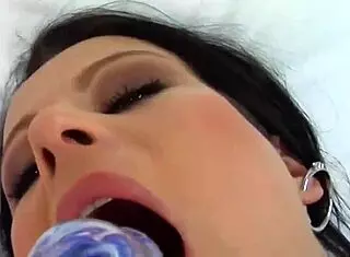 Veronica Sanchez Enjoys Solo Fingering In Gonzo Style