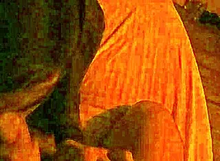 Persuaded girlfriend to cum in mouth on video