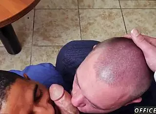 Gay Sex with Mare Story on Pantsless Friday