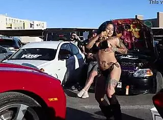 Darleen Davne at the car wash event in Calama part 2
