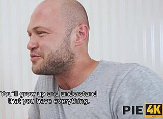 Pie4k, moja rosyjska balerina piękność prezentuje gładką cipkę na dziki seks