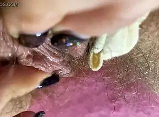 Extreme closeup big clit rubbing 😍