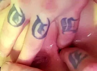 Sexy Chick's Pussy And Asshole Played With Boldly