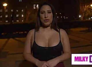 follando el culito de adara love con monster cock