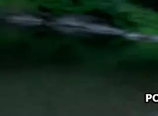 Meeting and fucking a stranger in nature