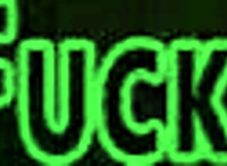 Μικρή κοπέλα 18+ παίρνει ένα ακατάστατο προσωπικό φινίρισμα