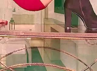 Im Rubbing My Shaved Pussy Solo, Feeling So Sexy As A Milf Amateur.