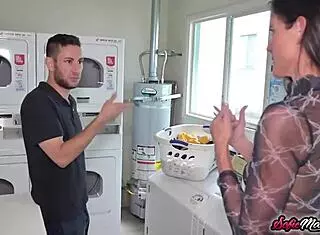 Sofie Marie seduces stranger 😏