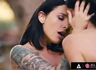 ivy lebelle and silvia saige are fucking each other at the massage place 😍