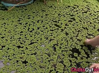 Reality Aussie Girl Rubs Herself Outdoors in High Definition