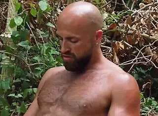 Gay Amateur's Bareback Adventures Outdoors With Muscular Bodybuilder Neighbor