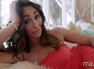 Gorgeous stepmom gives head in taboo milf fucking