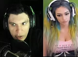 JOYC GEE AND TRAINWRECKS LIVE WEBCAM SHOW EXCITING VIEWERS