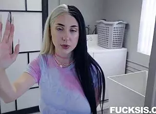 skylar vox blows her stepbro