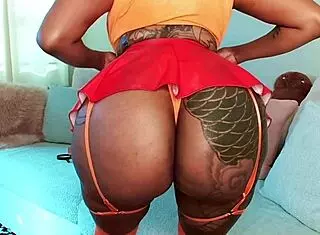 Velma Teases Shaggy in Striptease