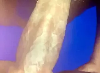 uhh, entering my gf's hairy pussy feels soo good