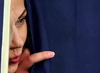 clothed blonde amateur gets facial in hd