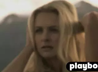 hot babe lauren and friends posing naked after striptease