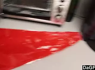 Me and dagf have quick sex before flatmates come back