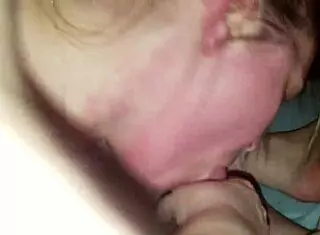 my wife suckin a good cock.