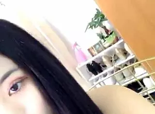 Hot Girl Sucks Monster Cock Live