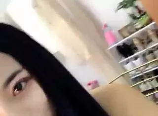 Hot Girl Sucks Monster Cock Live