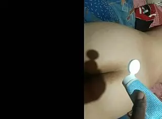 gozando na bunda da safada