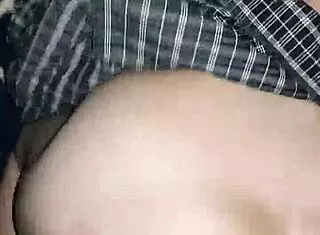 mi chapina culona me calienta en sus dias