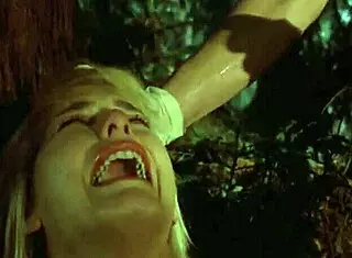 Watch this sexy nude blonde having sex in the car outdoors.