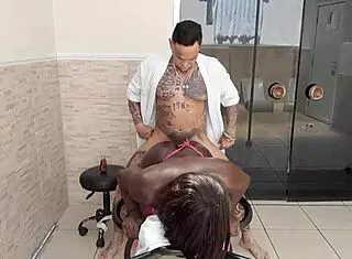 Massagista Se Deu Bem Comeu A Preta Mais Gostosa E Gozou Muito