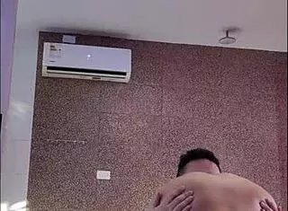 Kimberly Lets Her Pussy Be Licked In Room Casting!